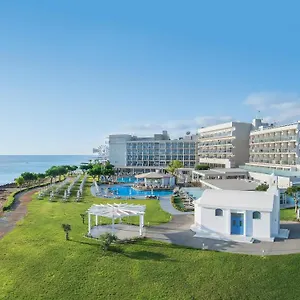 Hotell Pernera, Protaras